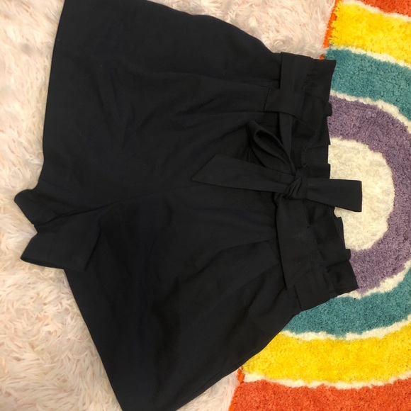 Zara Shorts - Picture 2 of 2